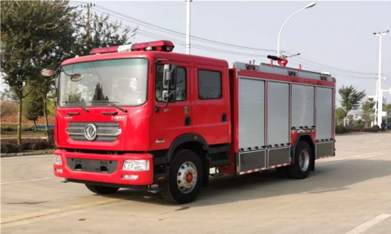 Dongfeng 7 Ton Foam Fire Truck detail view 3