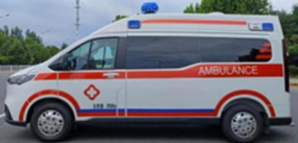 MAXUS V70 Medium Wheelbase Medium Roof Ambulance detail view 2