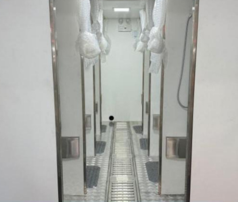 Shower Vehicle detail view 4