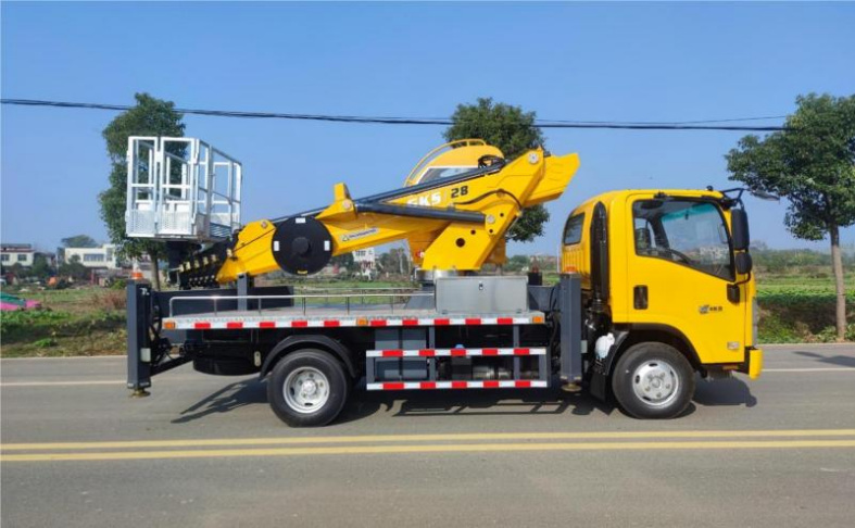 Isuzu GKS28E Model Pro Flagship Edition Aerial Work Platform product view