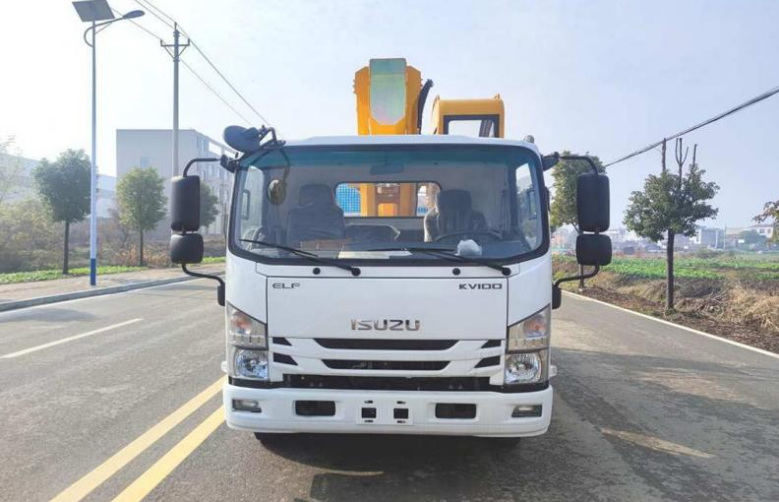 Isuzu GKS30E Model Pro Flagship Edition Aerial Work Platform detail view 2