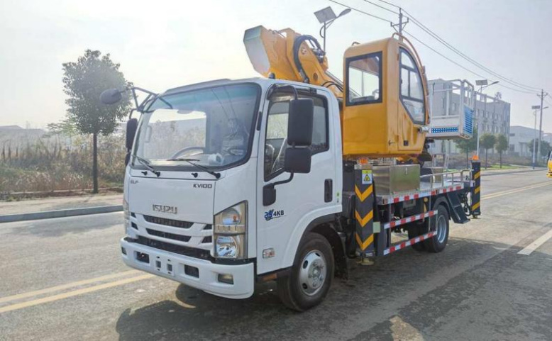 Isuzu GKS30E Model Pro Flagship Edition Aerial Work Platform detail view 3