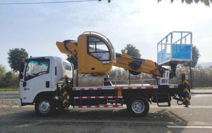 Isuzu GKS30E Model Pro Flagship Edition Aerial Work Platform detail view 7