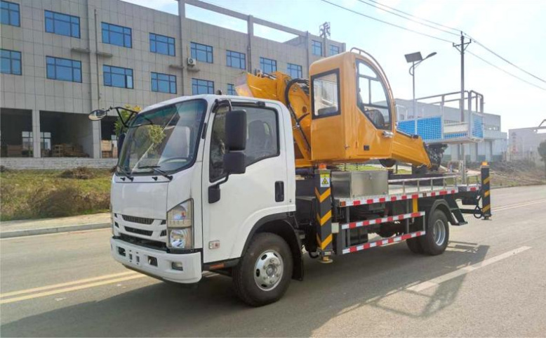 Isuzu GKS32E Model Pro Flagship Edition Aerial Work Platform product view