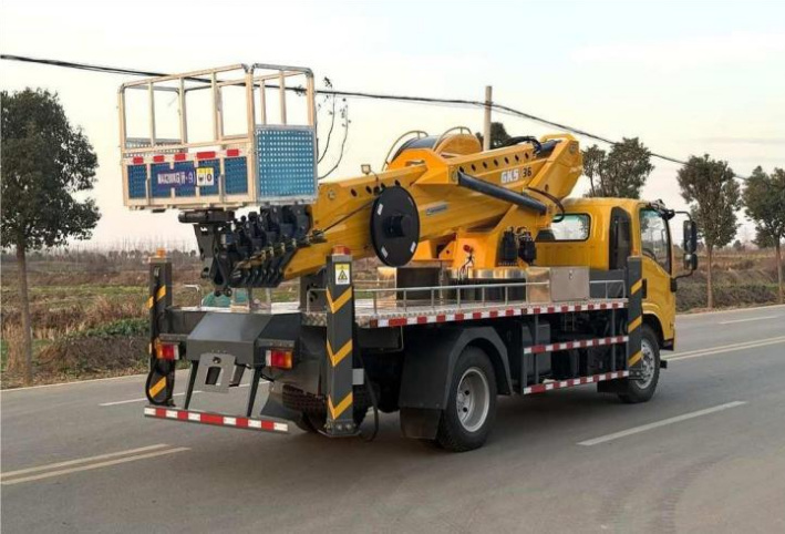 Isuzu GKS36E Model Pro Flagship Edition Aerial Work Platform detail view 5