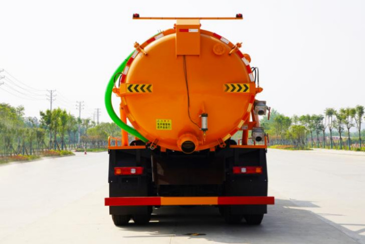 Shaanxi Heavy Duty Truck 15m³ Vacuum Sewage Truck detail view 4