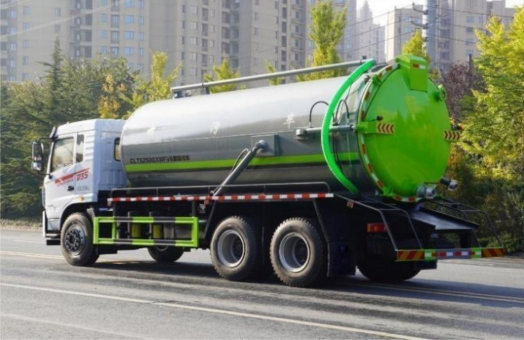 Dongfeng D3S 15m³ Vacuum Sewage Truck detail view 2