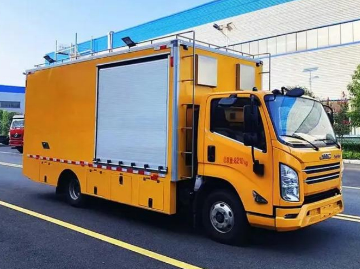 Jiangling Kairui UV Pipe Repair Truck product view