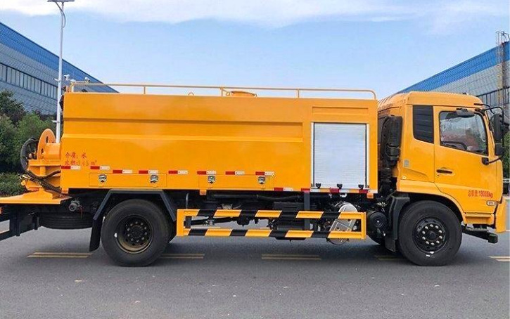 Dongfeng Tianjin 10m³ Sewer Jetter & Cleaning Truck detail view 5