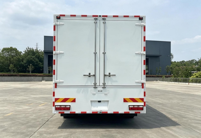 Dongfeng Municipal Emergency Rescue Tool Truck detail view 4