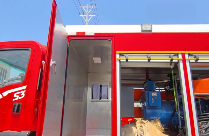 Dongfeng S3 Drainage Rescue Truck detail view 3
