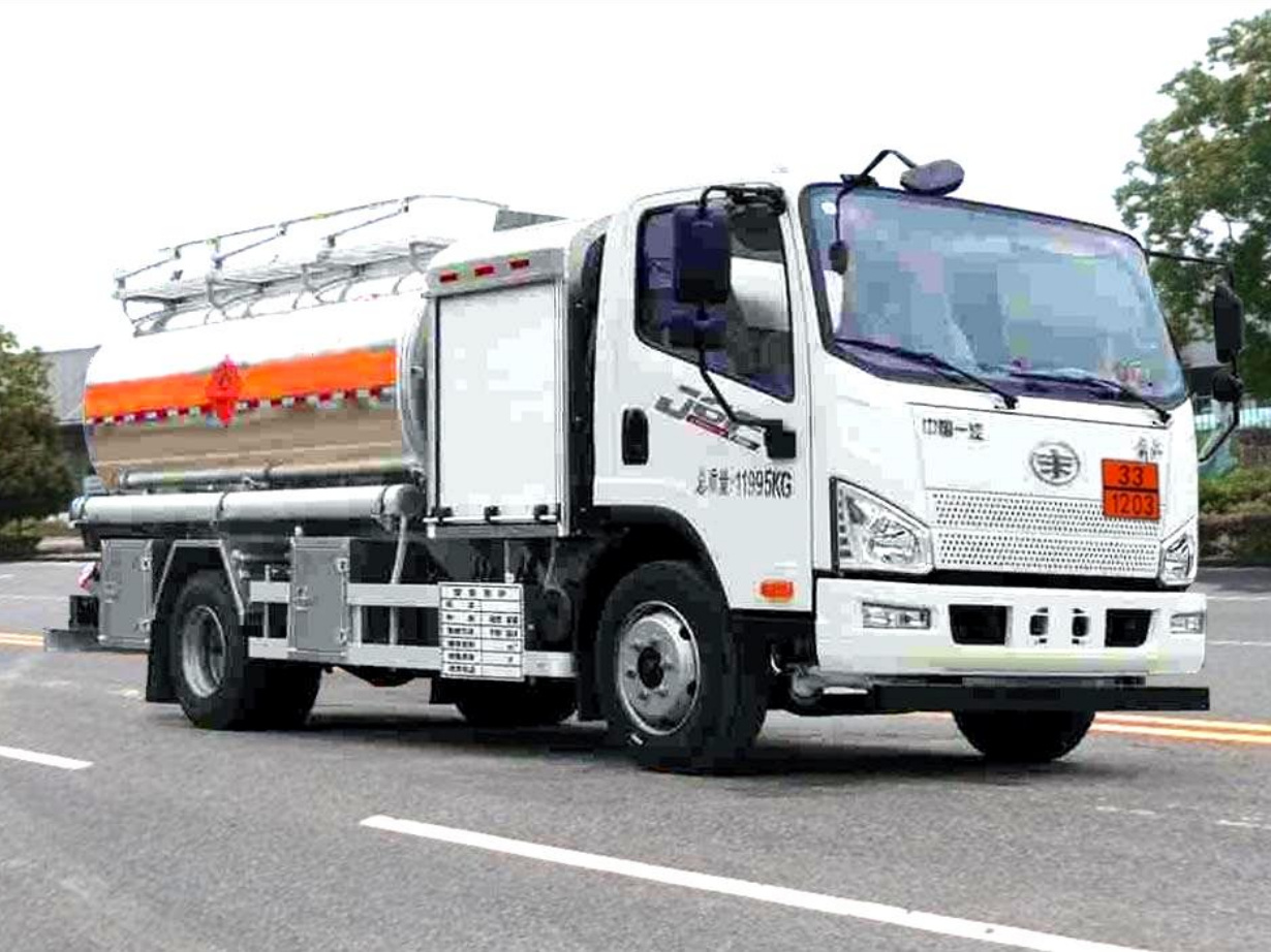 FAW Jiefang 8m³ Aircraft Refueling Truck product view