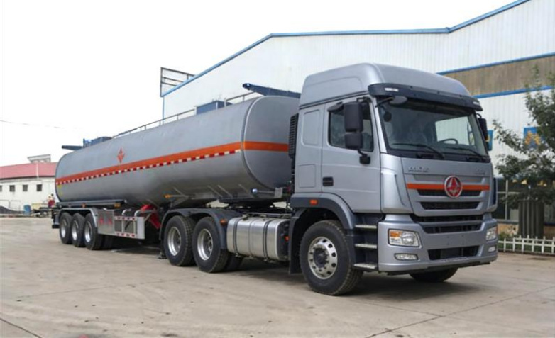 42m³ Asphalt Transport Semi-trailer detail view 2