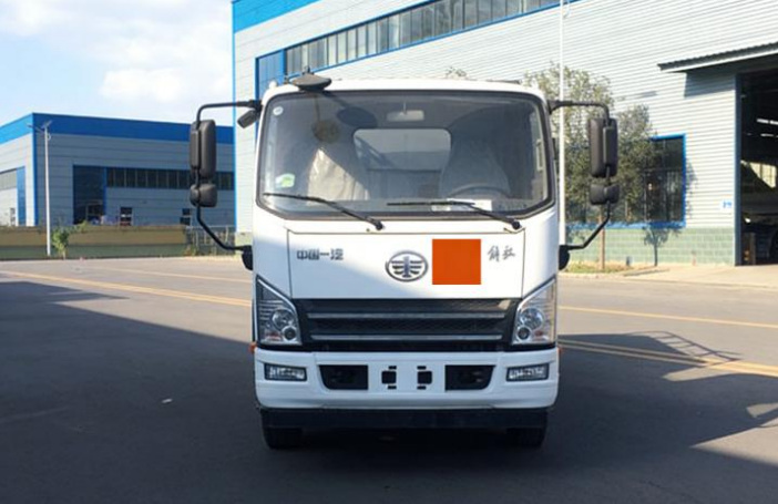 FAW Jiefang 6m³ Corrosive Goods Tank Transport Vehicle detail view 5