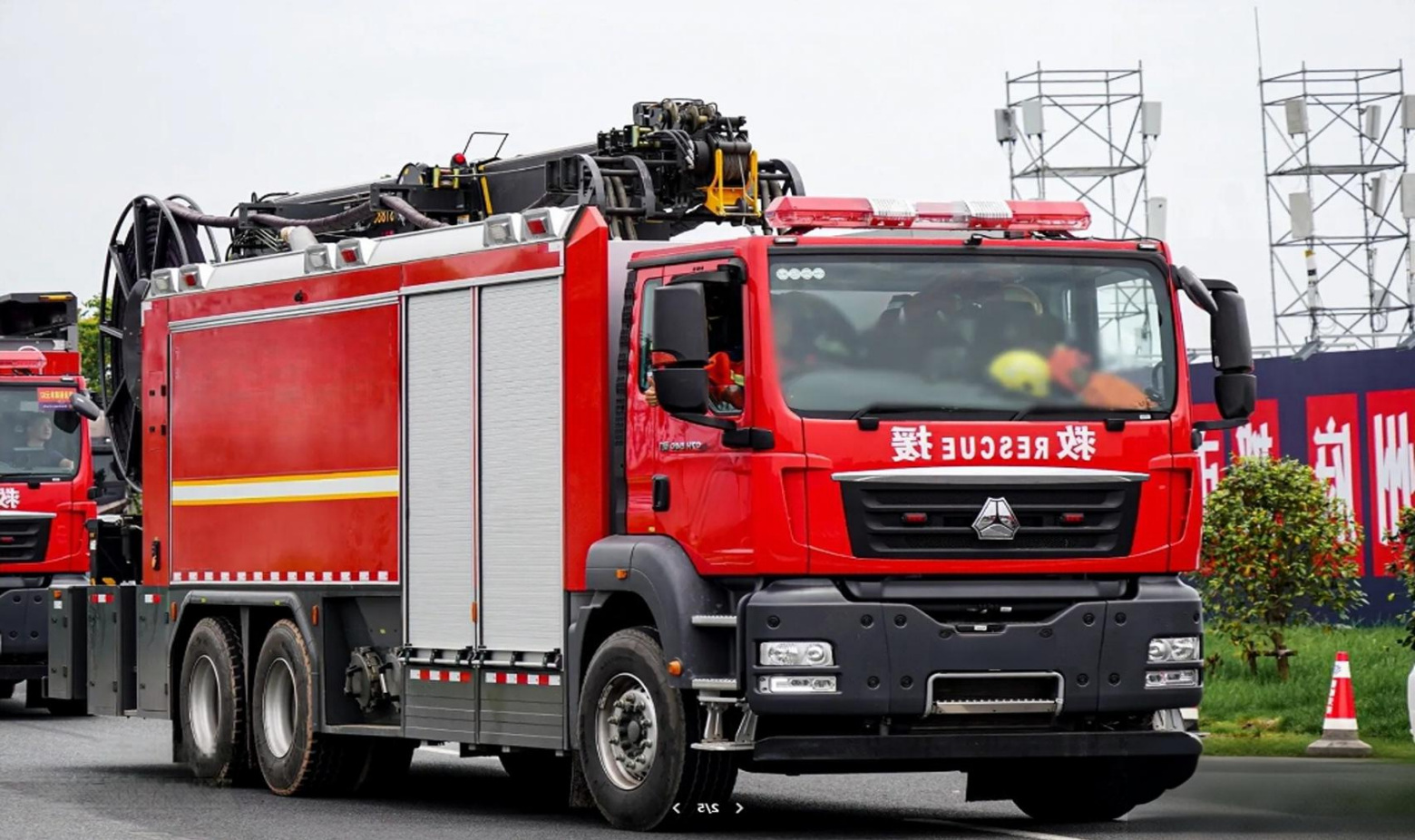 Sinotruk HOWO Remote Water Supply Fire Pump Truck product view